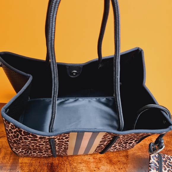 Leopard Print Tote Bag with Stripe Handbag Detachable Matching Pouch - Picture 2 of 10